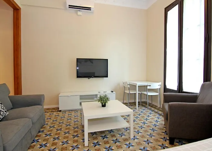 Girona - Modernist Apartments Next To Paseo De Gracia